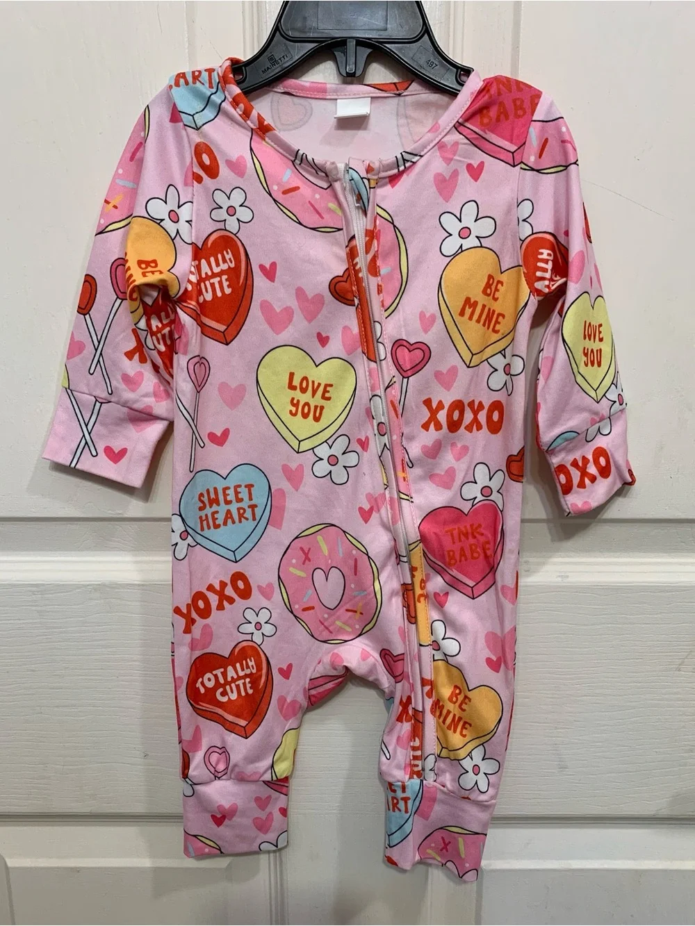 2 Infant Valentine Theme 1 Piece 0-3 Month Sleepers.          3637
